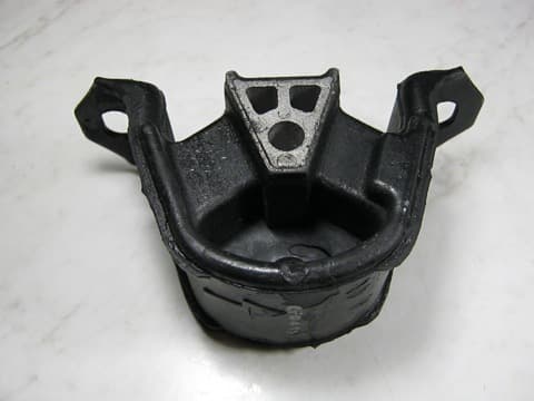 NEKSIYA MOTOR PODUSHKA STRELKA KOREA