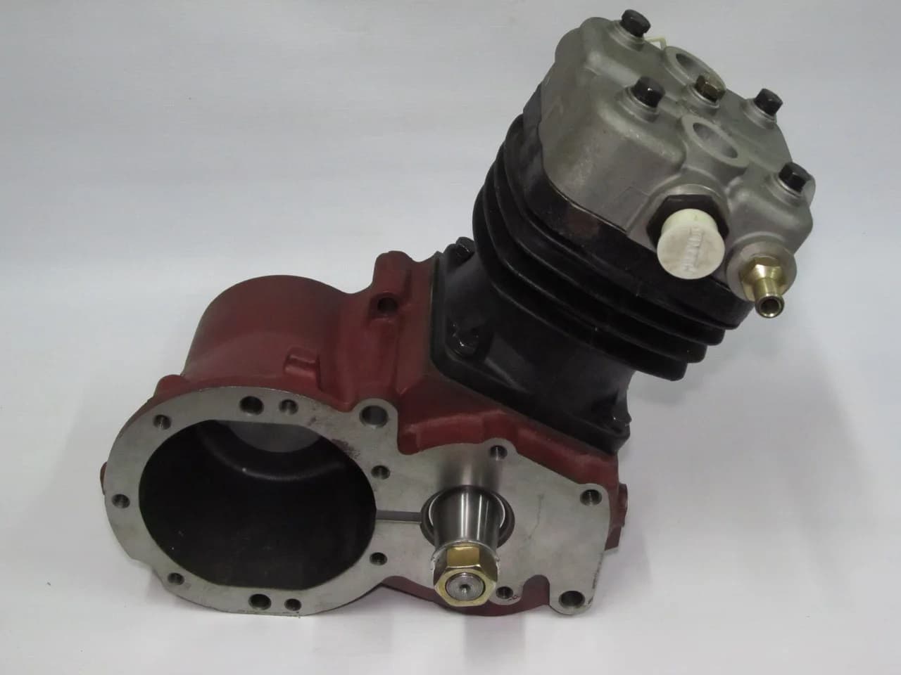KOMPRESSOR FOTON NORTBENZ 340 MOTOR KATTA UZUN YON QISMI BO'SH AZ1560130070